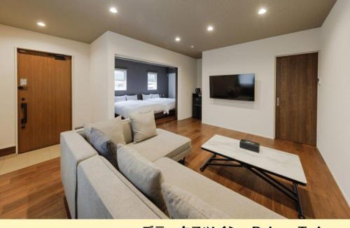 Tsumuura Villa | Wright Style ANNEX