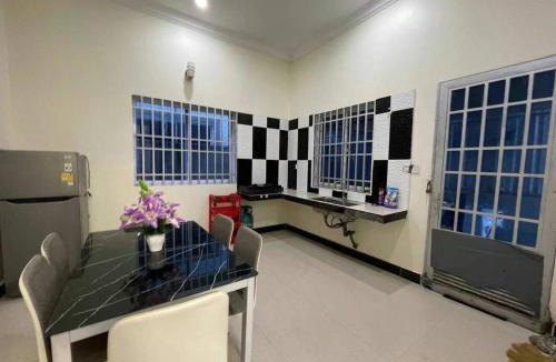 San Martin de Porres Apartment | Wuti Iroquois