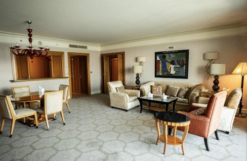 Garden City Apartment | Xperience Suites-Four Seasons Nile Plaza