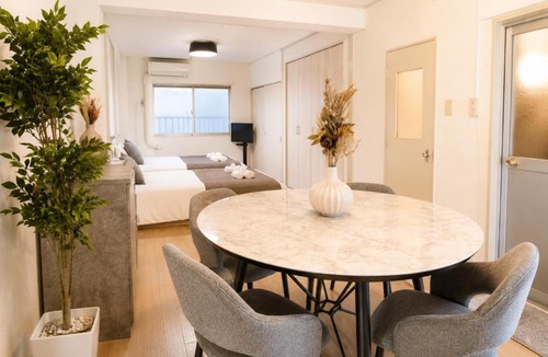Nishitenma Apartment | Y'sマンション 西天満