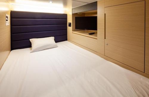 Kumoji Hotel | Y's CABIN&HOTEL Naha Kokusai Street