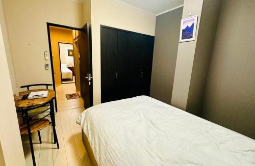 Nishi Apartment | Yokohama Paradise202