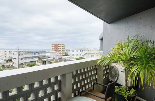 Tokeshi Condo | Yomitan Condhotel ND