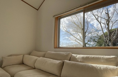 Ito House | You can also have a private villa BBQ surrounded b - Smart House Forest Hills / Ito Shizuoka