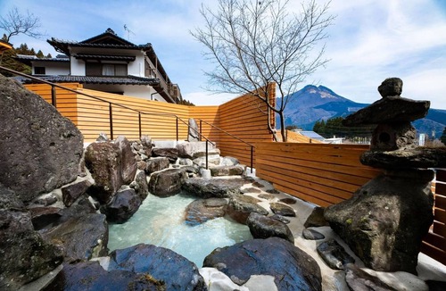 Yufuin Onsen House | /Yufu Ōita