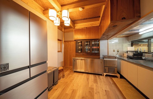 Yufuin Onsen House | Yufuin Geihinkan Torigoebettei