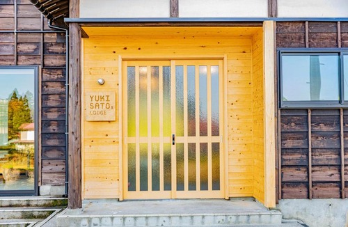 Joetsu Villa | YUKISATO Lodge 雪郷ロッジ