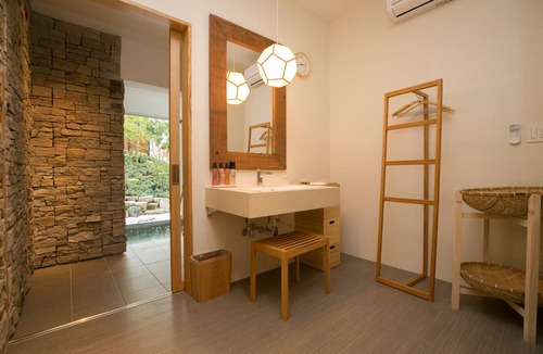 Sakushu Musashi Onsen House | Yunogo Onsen Chikutei