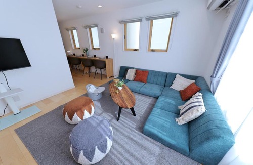 Shinjuku Apartment | Zen Luxe