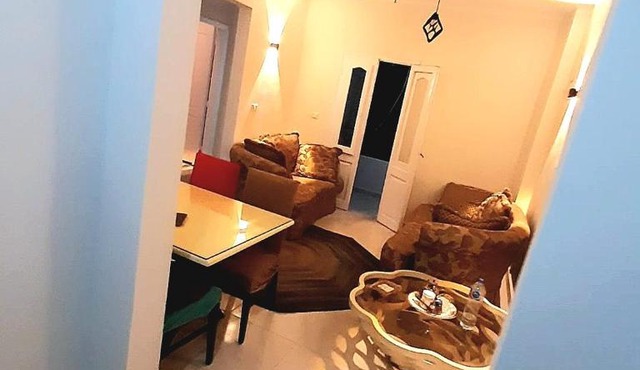 شقة فاخرة مفروشة بالكامل الحي الإيطالي