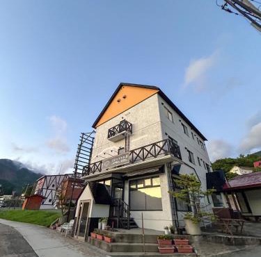 しばママのお宿 ShibaMamas Casual Hotel