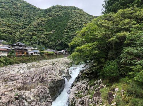 ラコマハウス古座川古民家一棟貸し
