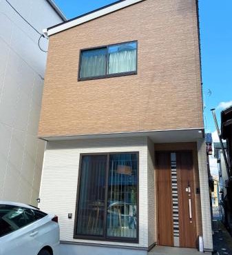 一軒家貸切尾道観光 JR松永駅徒歩1分MAX6人 Cozy Entire House Great for Onomichi Sightseeing! 1-Min Walk from JR Matsunaga Station, Free Parking, Sleeps up to 6 Guests
