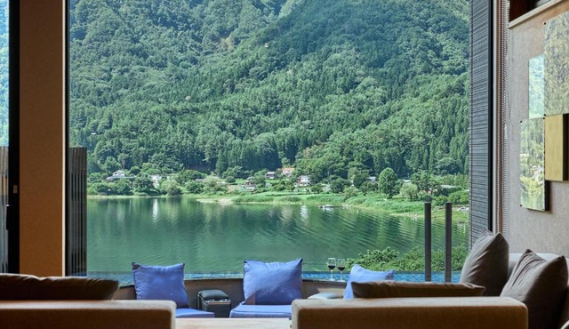 景雅 奥河口湖 in Oishi
