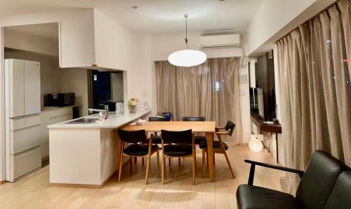 青葉邸 AOZORA 1002 Near Dotonbori 3LDK 2 Bath 2 WC Premium Tower Residence