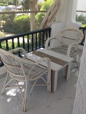 1 bedroom apartment with a patio