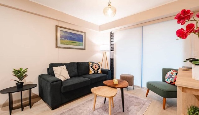 1 bedroom with A/C, desk, sofa bed, pool, Larco