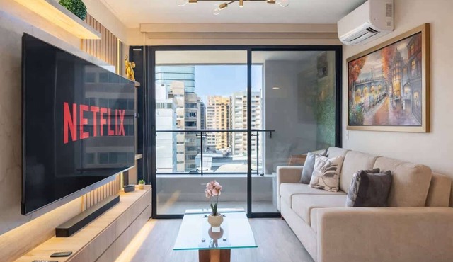 2BR Prime Larco Walk Larcomar Full Amenities