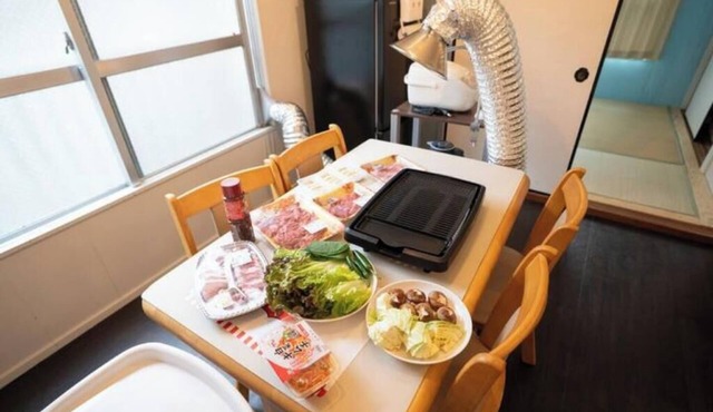 2LDK with a 2-meter wide bed + tatami mats Kokusai Street 500m in Naha