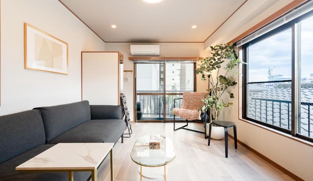 #32 -服部ビル東池袋- Condo