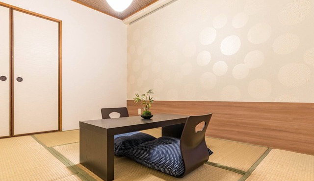 4 minutes walk from Namba 2DK 42 Designers - JEWELRY SUITES/Osaka Ōsaka