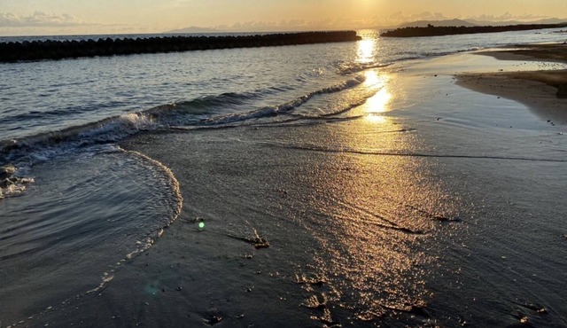 A house near the sea [Large dogs allowed] 20 minutes by car from Hakodate Airport, 5 minutes on foot from a convenience store/Spacious parking lot/Private parking for 5 people/No smoking/Workation