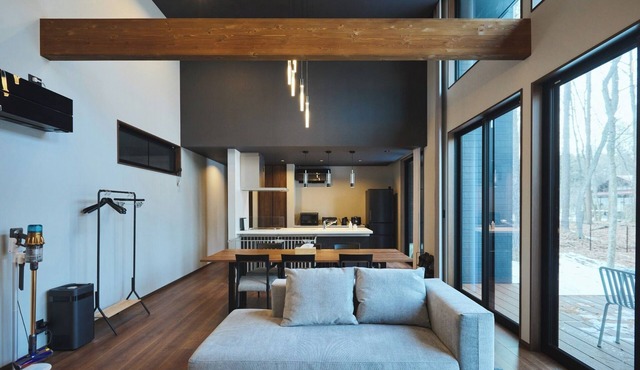 A newly built villa on a vast forest property com/Agatsuma District Gunma in Agatsuma District