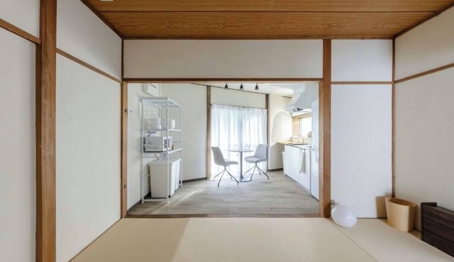 A retro privately renovated house perfect for rel/Atami City Shizuoka