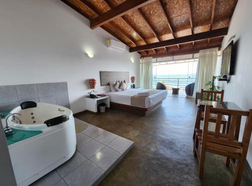 Akas Hotel Apartamentos in Canoas de Punta Sal