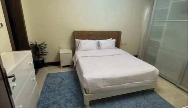 An Elegant Apartment in park mall with lake view