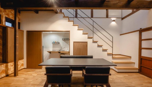 Auberge S'Amuser in Sakai