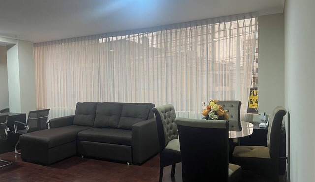 Awesome 3-bedroom apartment in welcoming Lince neighborhood in Lince