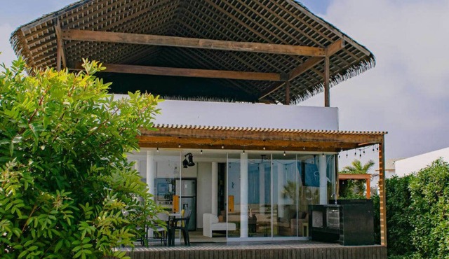 Beachfront Malibu Villa w/Terrace & Hot Tub in Chincha Baja