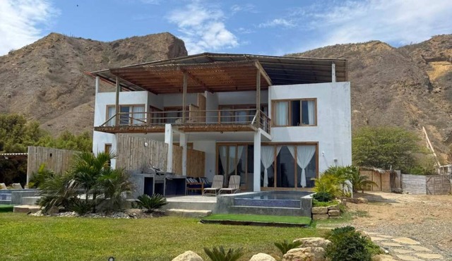 Beachfront Villa w/Private Pool & Ocean Views in Punta Sal