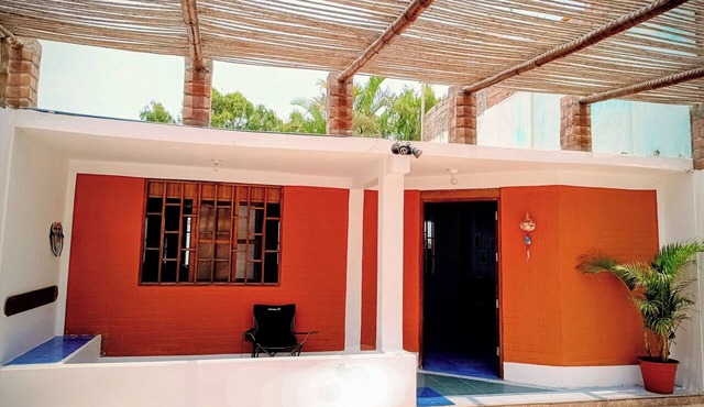 Casa delfín, 160 m, Cerro Azul, Peru in Cerro Azul