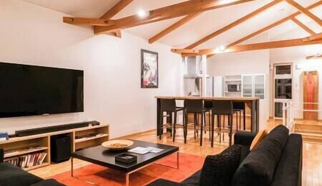 Casi67 West | 2BR Hirafu Chalet | Yotei & Annupuri Views