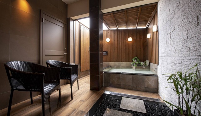 Central Hotel Takahagi