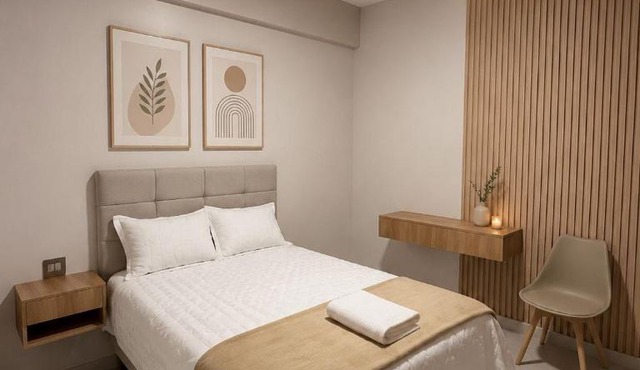 Centrica Suite Hotel