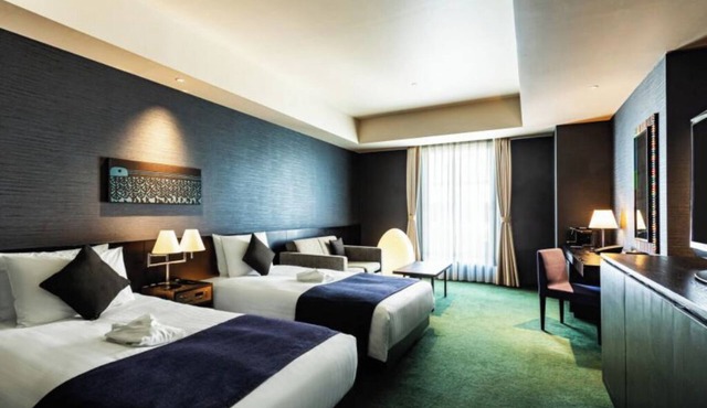 Classy Twin Smoking hotel in serene Taito City with AC, fitness room, WiFi in Taito City