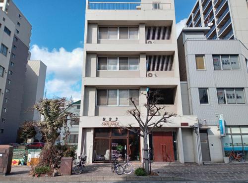 COCOSTAY 福山駅前 4人まで同額 レスタウロアバンティ JR福山駅から徒歩7分の移動に超便利な好立地 Great location 7min walk from JR sta in Fukuyama