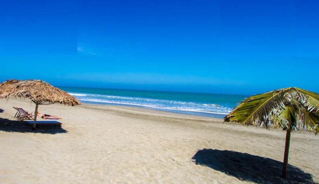 Condominio vacacional bocapan tumbes in Bocapán