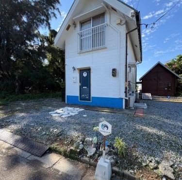 Cottage Blue