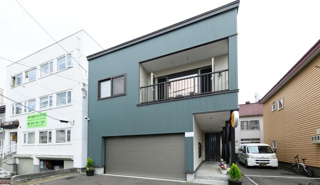 Crea House