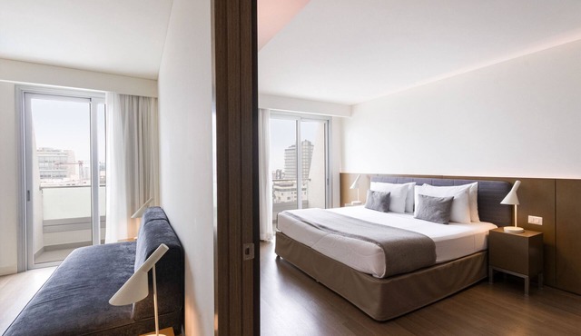 Dazzler by Wyndham Lima San Isidro in Lima