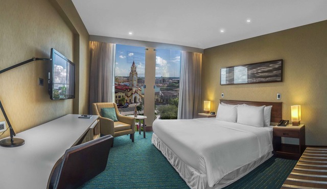 DoubleTree by Hilton Iquitos in Iquitos