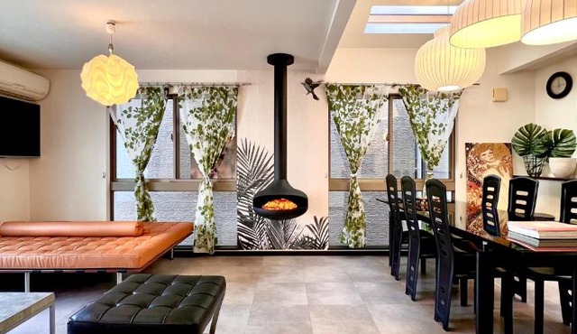 Dragon Villa Spacious 3 Story Home 10 Min to JR Yamanote Line Easy Access to Shinjuku Shibuya Ueno