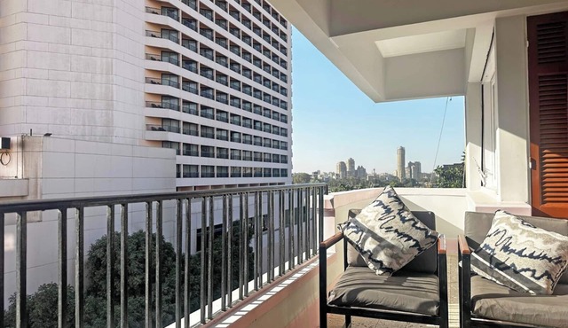 Two-bedroom apartment in Qasr El Nil district overlooking the Nile River