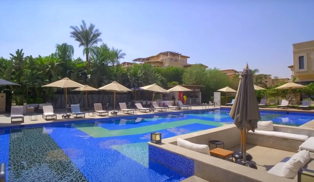 Elegant apartment with Garden at Hydepark compound newcairo
