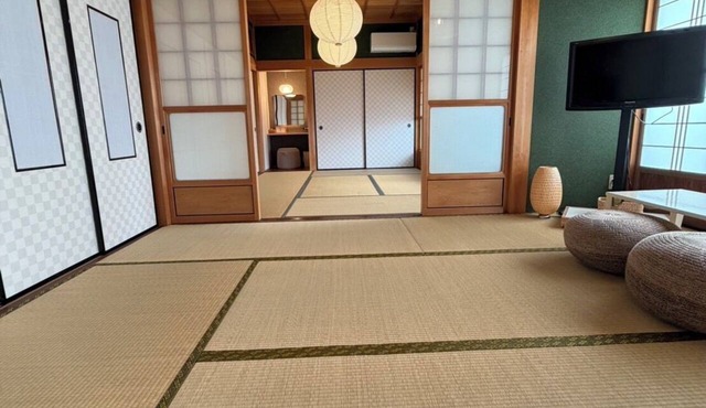 Elegant Japanese-Style Home Himiki An Same rate for up to 5 guests. 10% off for 3 nights, 20% off for 6 nights, and 40% off for 1 month.