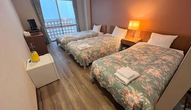 Enagic OKinawaInternational Youth Hostel in Naha
